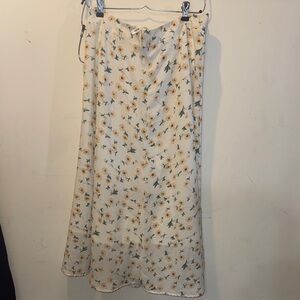 Floral Print Women's Skirt - White